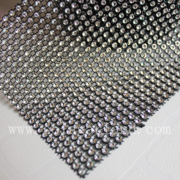 La maille acrylique de diamant de 4.65 &quot;x10 Yard enveloppe le ruban de coupe de strass pour l&#39;artisanat de fleur