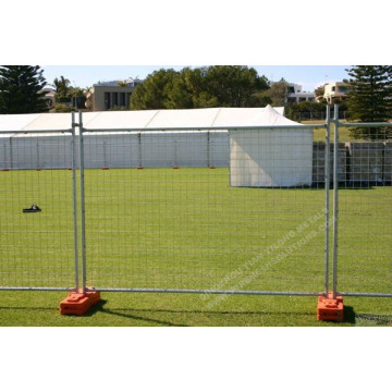 2.4m Galvanized Temporary Fence With Block And Clamps