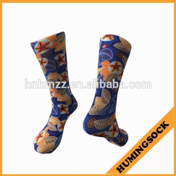 China Custom Sock Manufacturer Knitting Sock All Over Print Sock