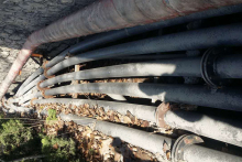 Black large UHMWPE engineering pipe