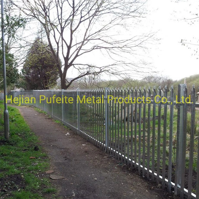 Hot Dipped Galvanized 2.4m Triple Point Spear Straight Top W Pale Palisade Security Fencing
