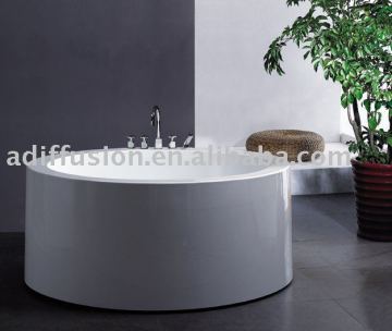 freestanding one-piece bath