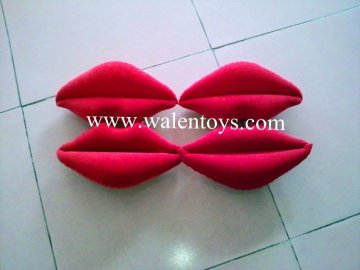 mouth shape inflatable pillow