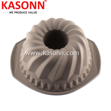 Spiral Fluted Silicone Bundt Cake Pan