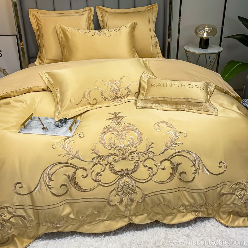Custom Super Complex Embroidery duvetcover bed sheet sets