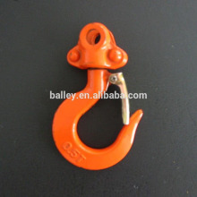 Snap hook clip swivel