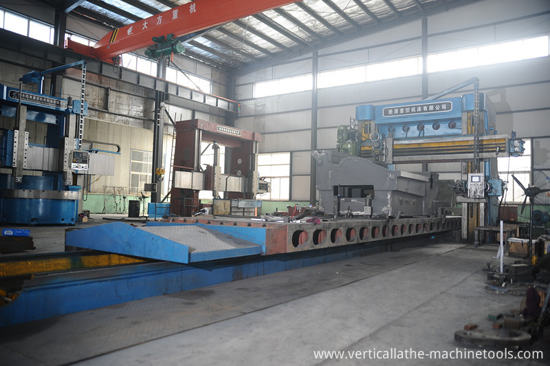 Double column planer type milling machine