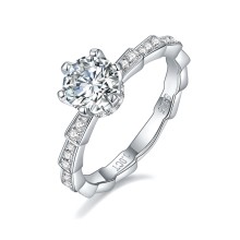 18K White Gold Round and Oval Solitaire Engagement Ring with Halo Diamond Cut for Anniversary Moissanite Jewelry