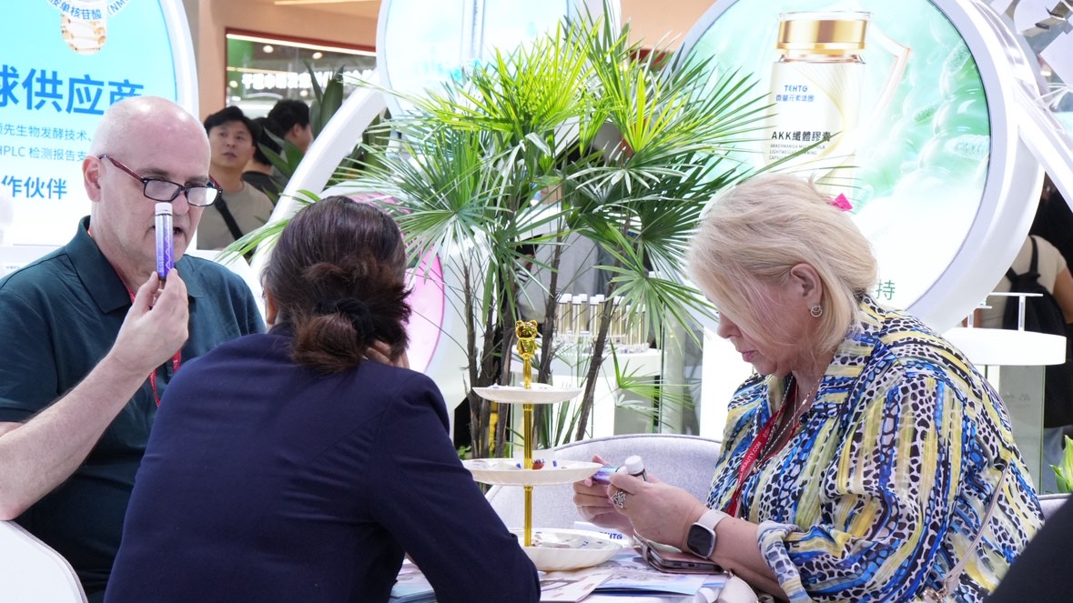 7cf5a0d77ca54e2e9b7487abefbc3220.jpg 7cf5a0d77ca54e2e9b7487abefbc3220.jpg