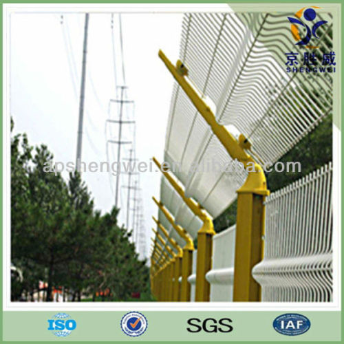 Folded Welded Mesh Fence(peach-post Shape)