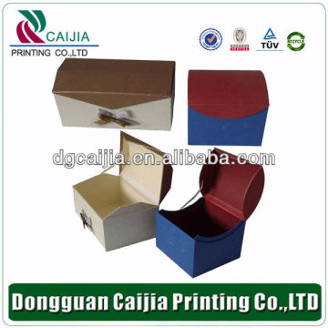 wholesale custom magnetic closure gift box