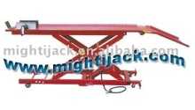 1000LB Air Motorcycle Lift