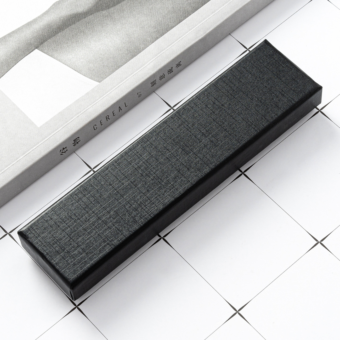 Wholesale Premium Exquisite Gift Display Paper Beadable Pen Case