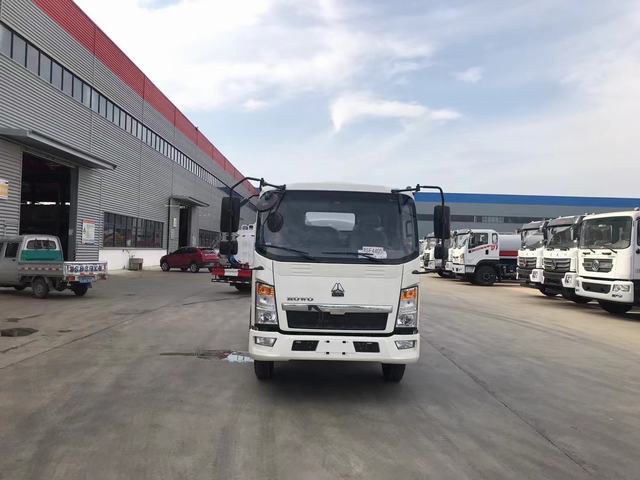 Sinotruk Howo 4x2 Tanker Water Truck