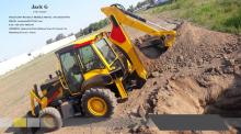 Backhoe loader with excellent digging capacity