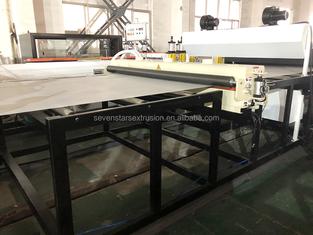 PC Plastic Hollow Sheet Extrusion Machine