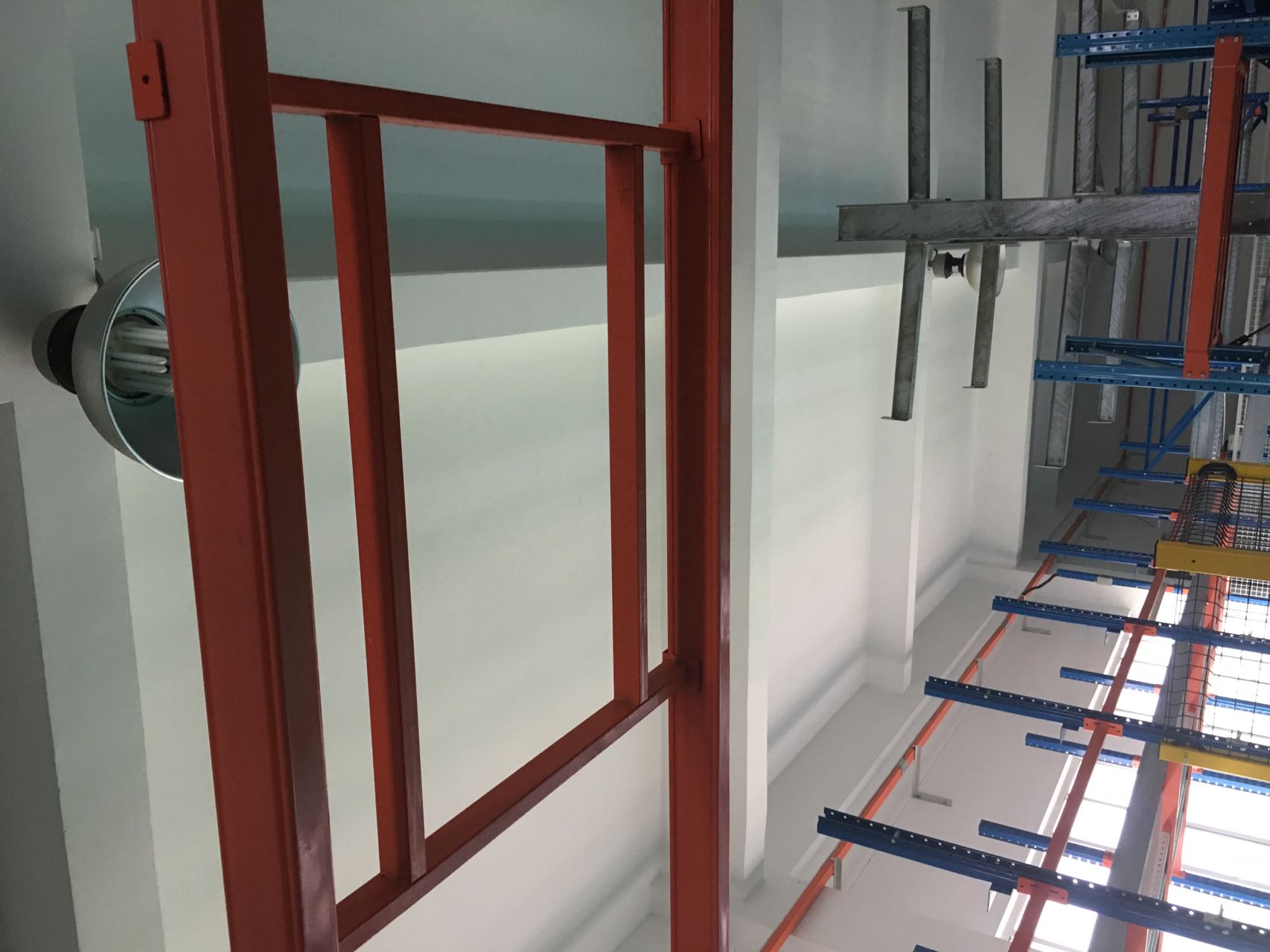 pallet support bar pallet support bar