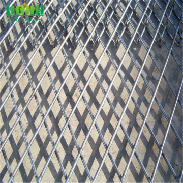 Cheap+Galvanized+Residential+Welded+Wire+Mesh+Fencing