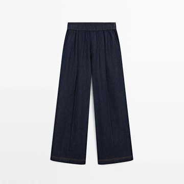 Women's flowing cotton blended jeans