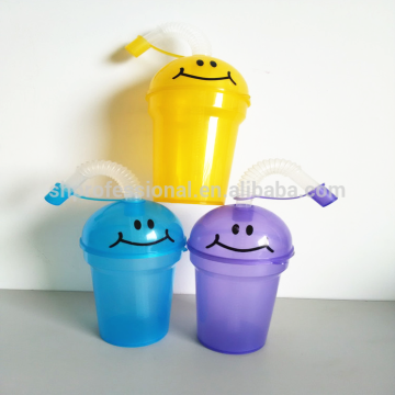 Popular Smiling Face Drinking Cups With Straws