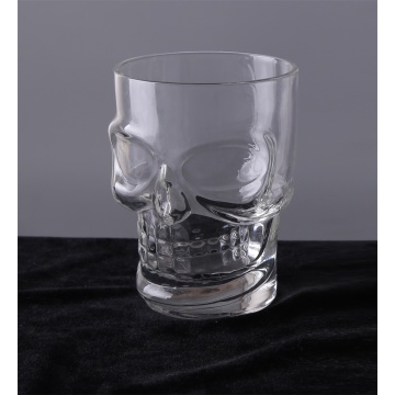 Schnapsglas-Set mit schwerem Sockel und Totenkopf