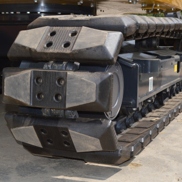 Customized UHMWPE Track Sleepers and Shoes for Excavators and Marsh Buggies