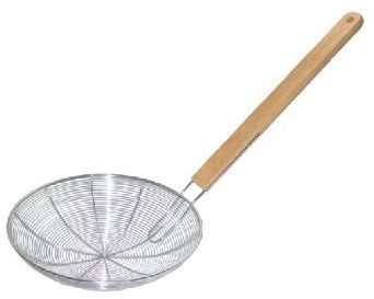 S/S wire skimmer , long wooden handle