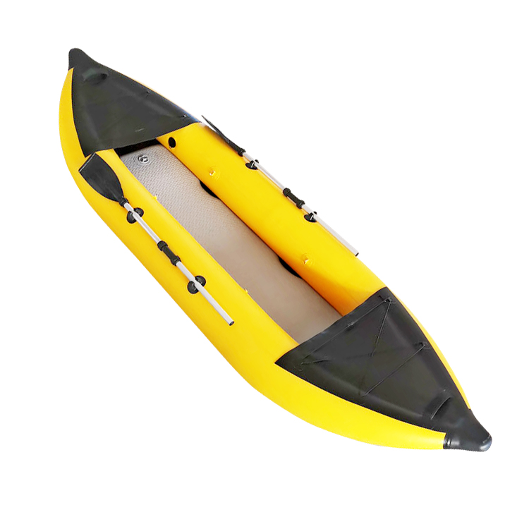 Kayak da chèo thuyền cao hơn 3 người chèo thuyền kayak ngoài trời