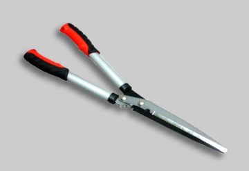 GEAR Action Serrated Hedge Shear