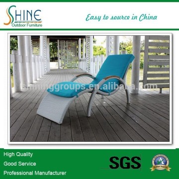 Outdoor garden rattan sunlounger model SOF4023