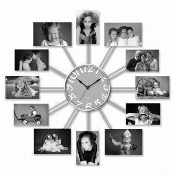 Plastic Photo Frame Wall Clock with Beautiful Design, Nice and Sweet Gift for Families and Friends