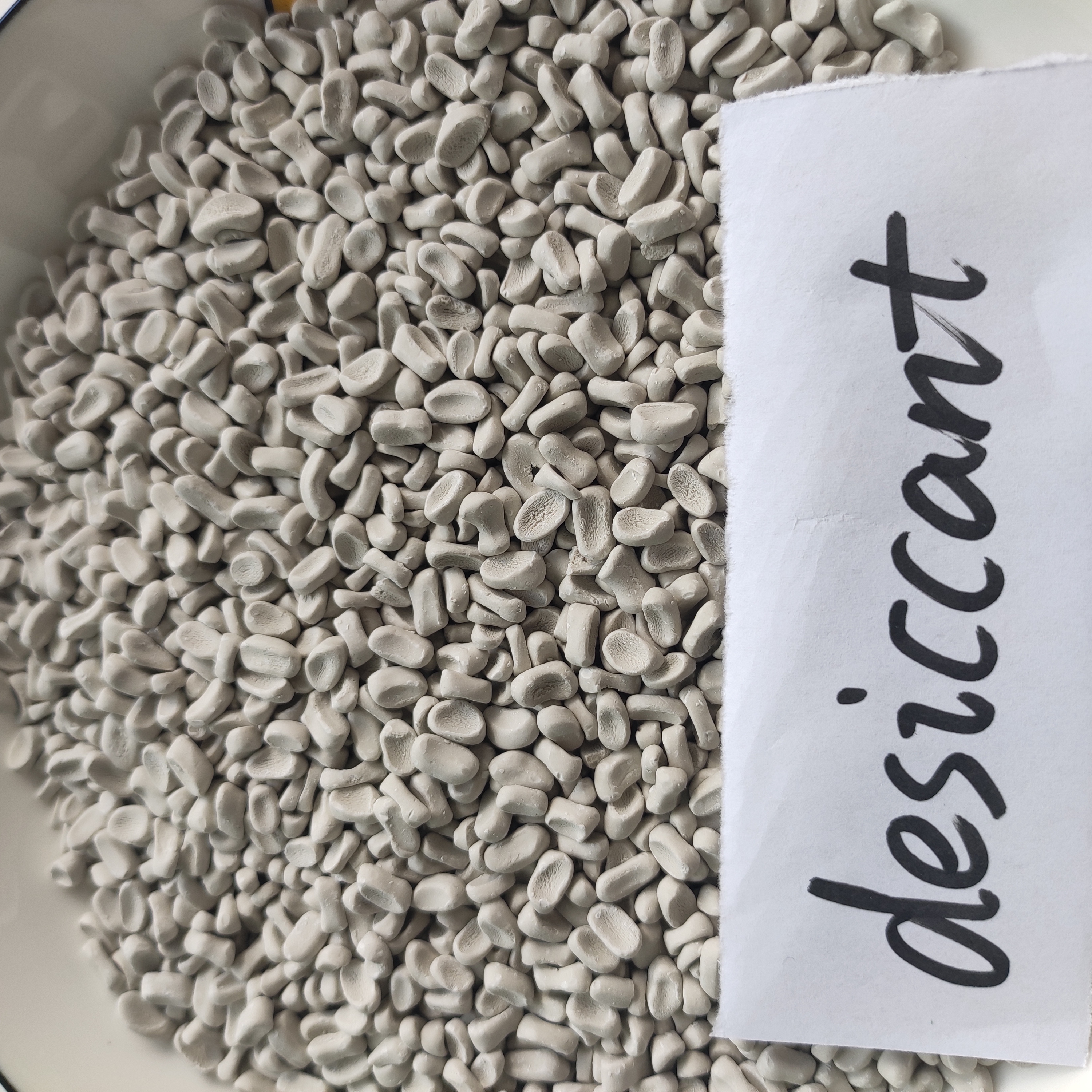 Desiccant granules