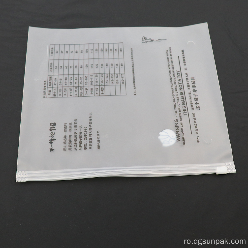 geantă de ambalare din plastic cu fermoar pentru îmbrăcăminte mată