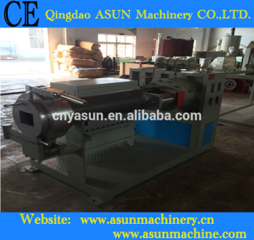Rubber strain making machine
