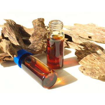 Olio essenziale di agarwood assoluto puro