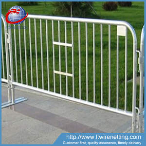 Removable fence / removable portable fence / removable fence post foe protect