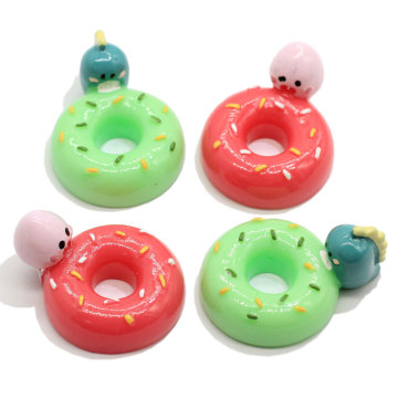 Χονδρικό Big Doughnut Resin Craft Γλυκό επιδόρπιο με τρύπα Τεχνητή διακόσμηση Diy Art Decor Χειροποίητο κρεμαστό κόσμημα στολίδι