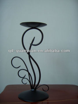 Black elegant iron candlestick