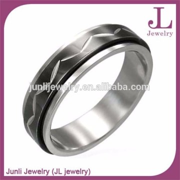 IP Black Carved Logo Spinner Ring Custom Branding Stainless Steel Spinner Rings