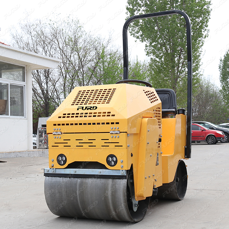 Rollador de carretera hidráulica de rueda de acero doble de acero para diesel con aire refrigerado por aire de 800 kg