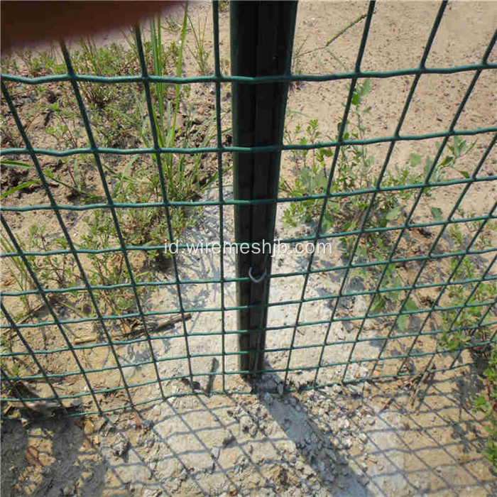 Green PVC Coated Galvanized Dilas Wire Mesh Pagar