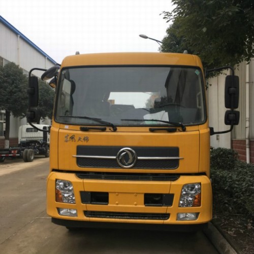 Camion de remorquage d&#39;épave de route de Dongfeng 4x2