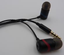 Earphones Bass in-Ear Earbuds Headphones with Microphone