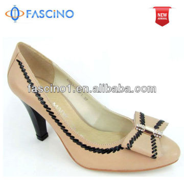 All kinds of lady brand shoes