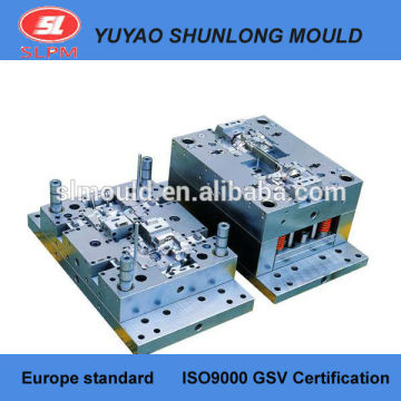 Electronic precision plastic injection mold manufacturing