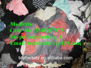 Factory wholesale bales of mixed used clothing