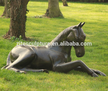 High Quality Metal Craft Bronze Cast Sitting Bronze Horse Statue