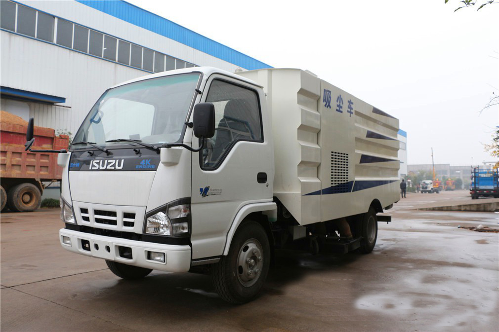 isuzu sweeper truck 1