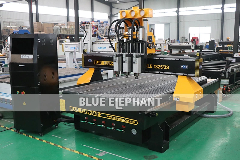 Jinan Blue Elephant 1325 CNC Woodworking Machine, Wood CNC Router 3D for Door Making