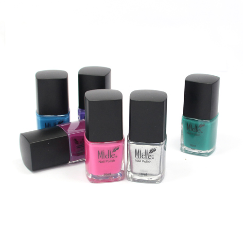 Esmalte de uñas Super Matte efecto a estrenar